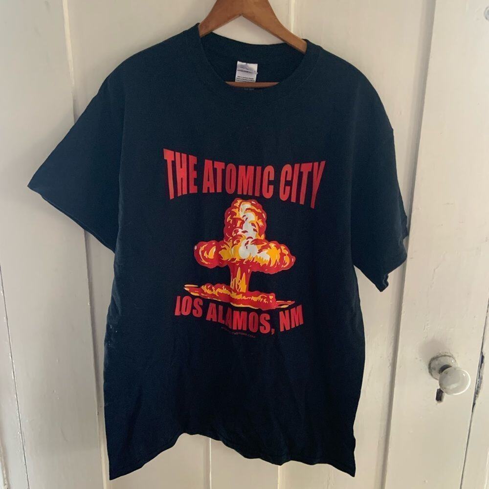 Atomic city New Mexico souvenir tee t shirt black and orange and red Sz L - Picture 4 of 6